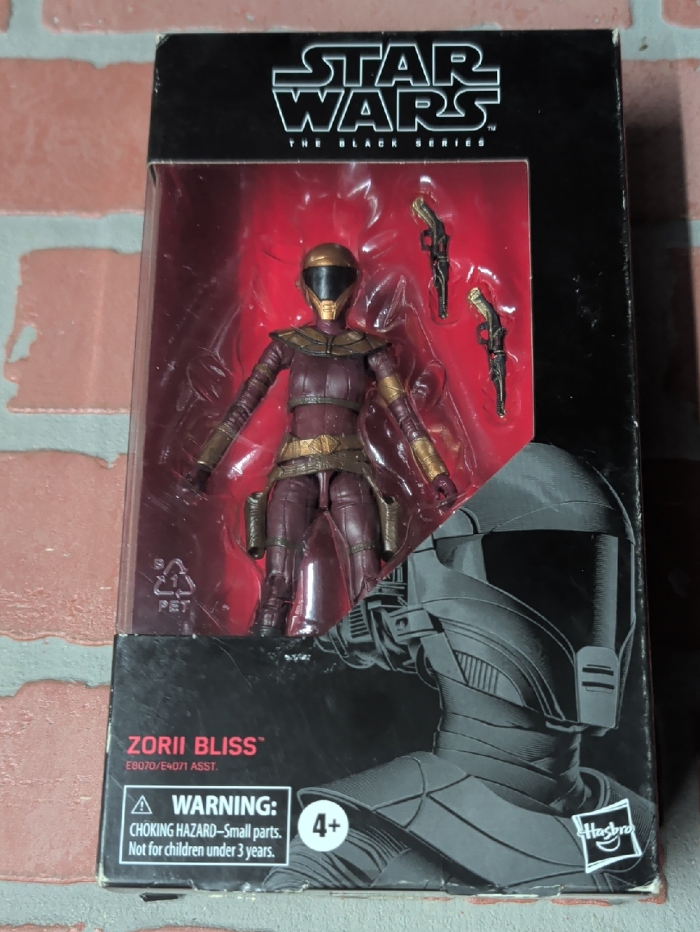 Hasbro Star Wars Black Series Zorii Bliss - Maroon & Gold Accents